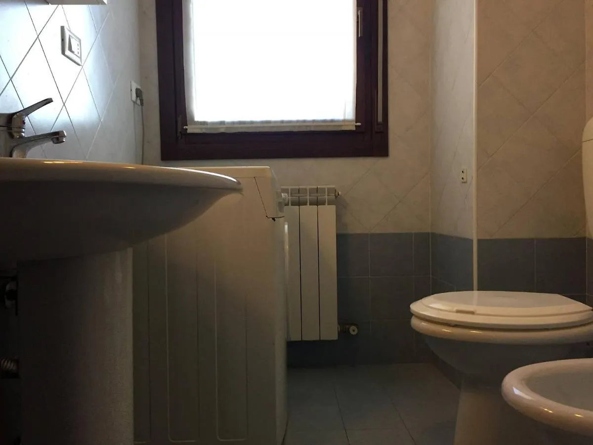Airy Apartment With Balcony - Beahost Rosolina Mare Italy