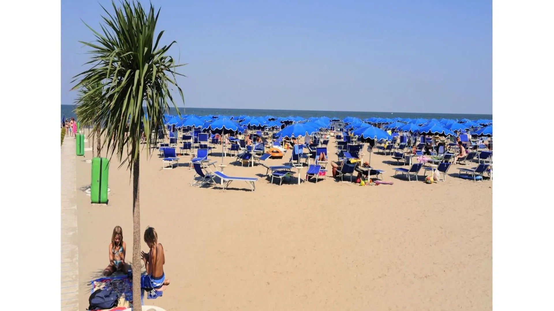 Airy Apartment With Balcony - Beahost Rosolina Mare 0*,  Italy