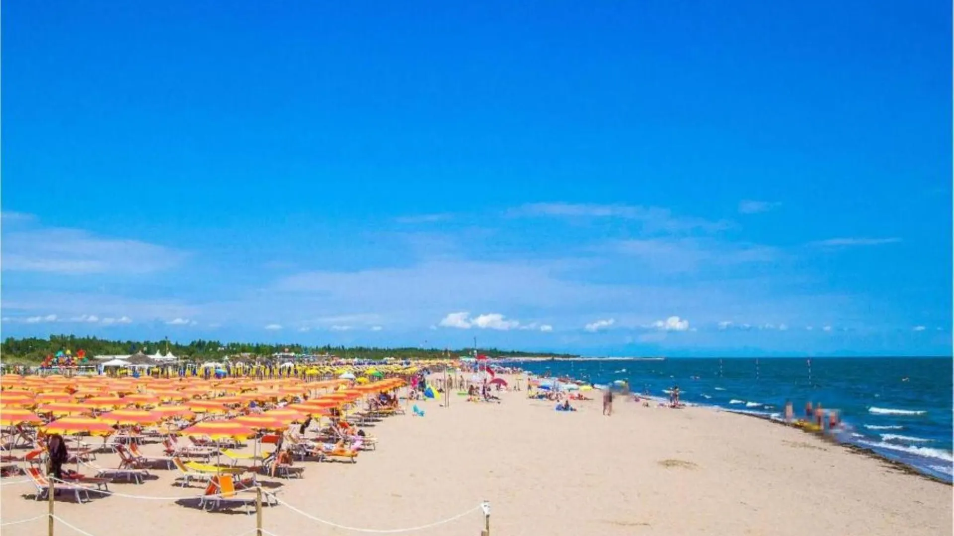 Airy Apartment With Balcony - Beahost Rosolina Mare